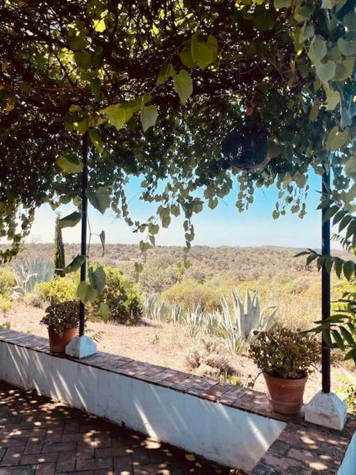 אל קסטיו דה לאס גוארדאס Villa Lavanda By Epoca Suites מראה חיצוני תמונה