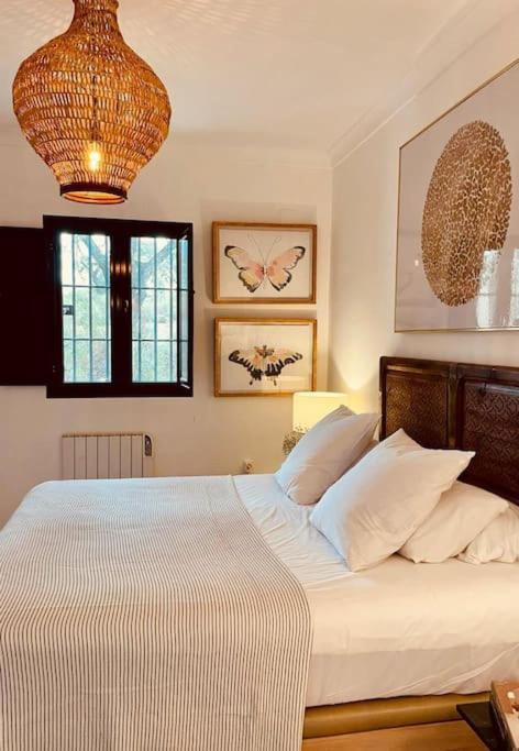 אל קסטיו דה לאס גוארדאס Villa Lavanda By Epoca Suites מראה חיצוני תמונה